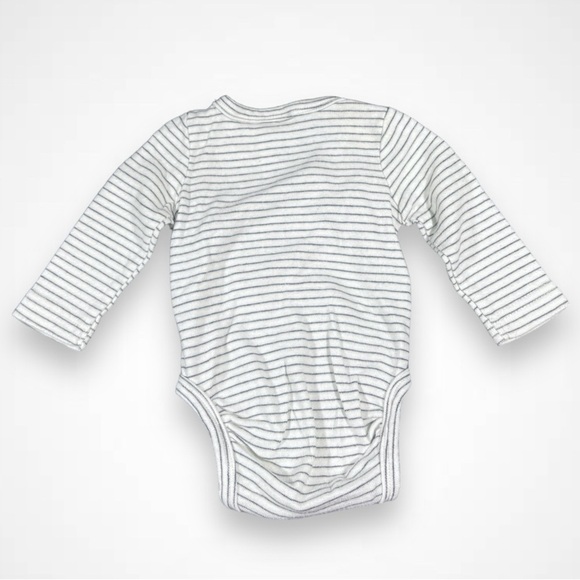 4/$20 H&M black Stripes Onesie - Picture 3 of 4